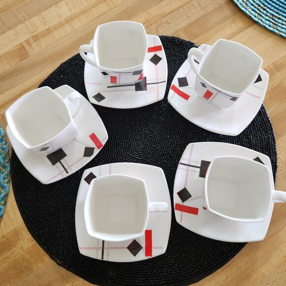 Mid-Century Modern Abstract Art Demitasse Cups and Saucers - Picture 2 of 3